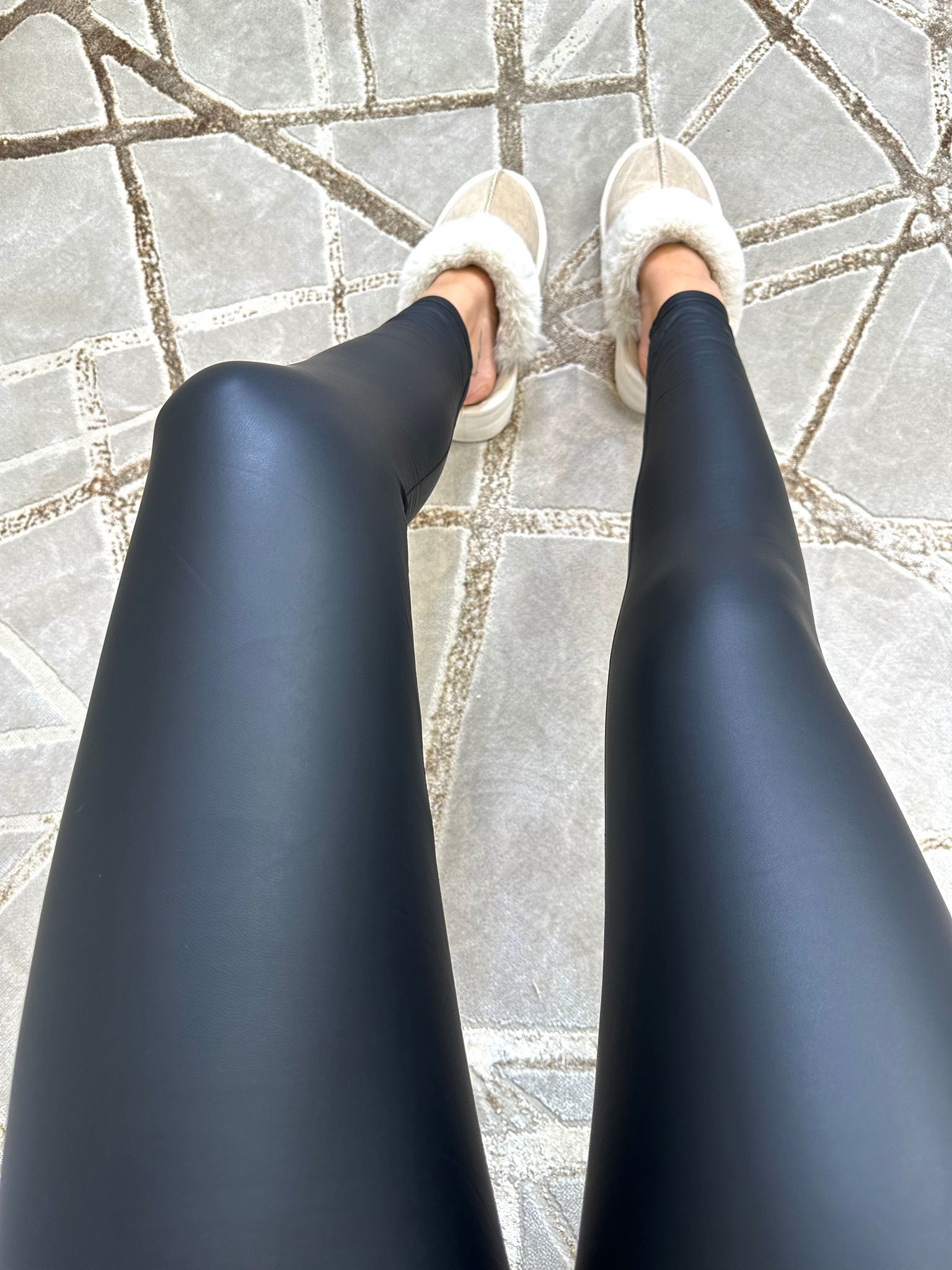 High waisted Faux Leather Leggings (Black) – Glitterbox Glam Boutique
