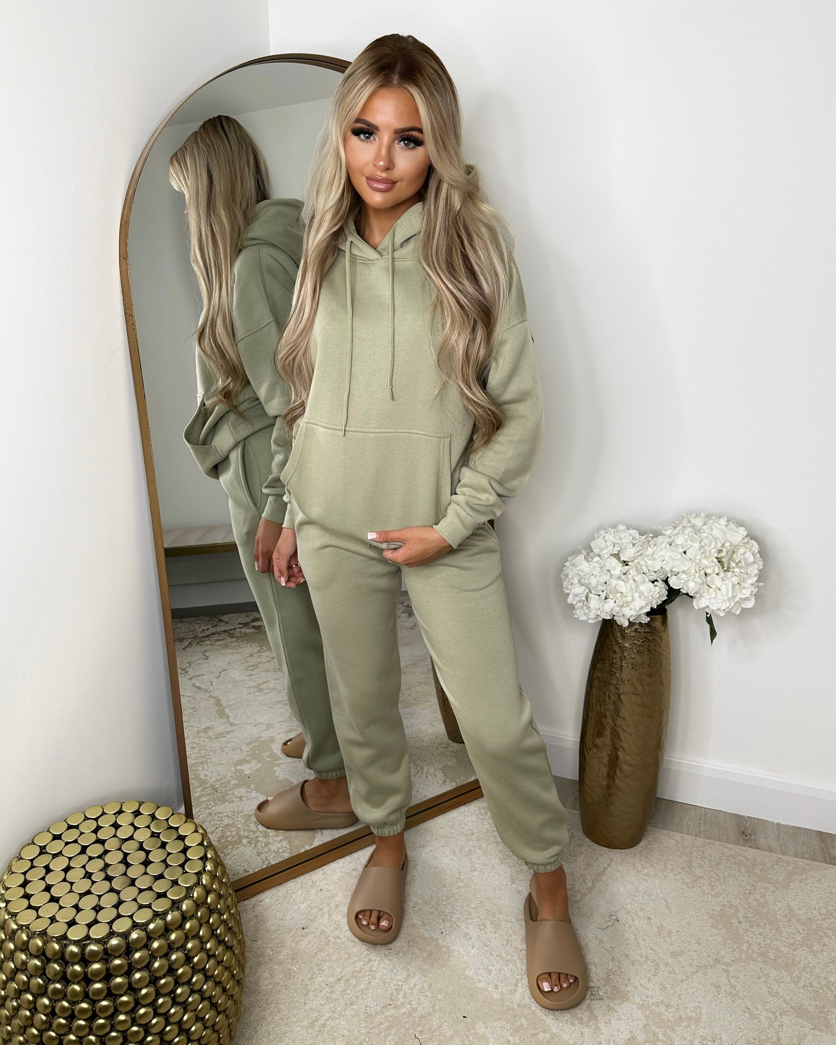 Green tracksuit outlet set