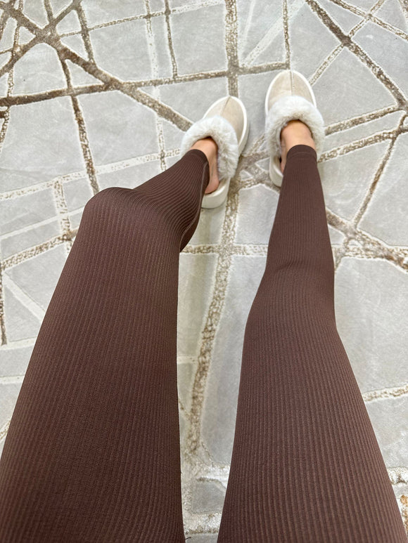 Kaci Ribbed Leggings - Cream – GlamDoll Fashion
