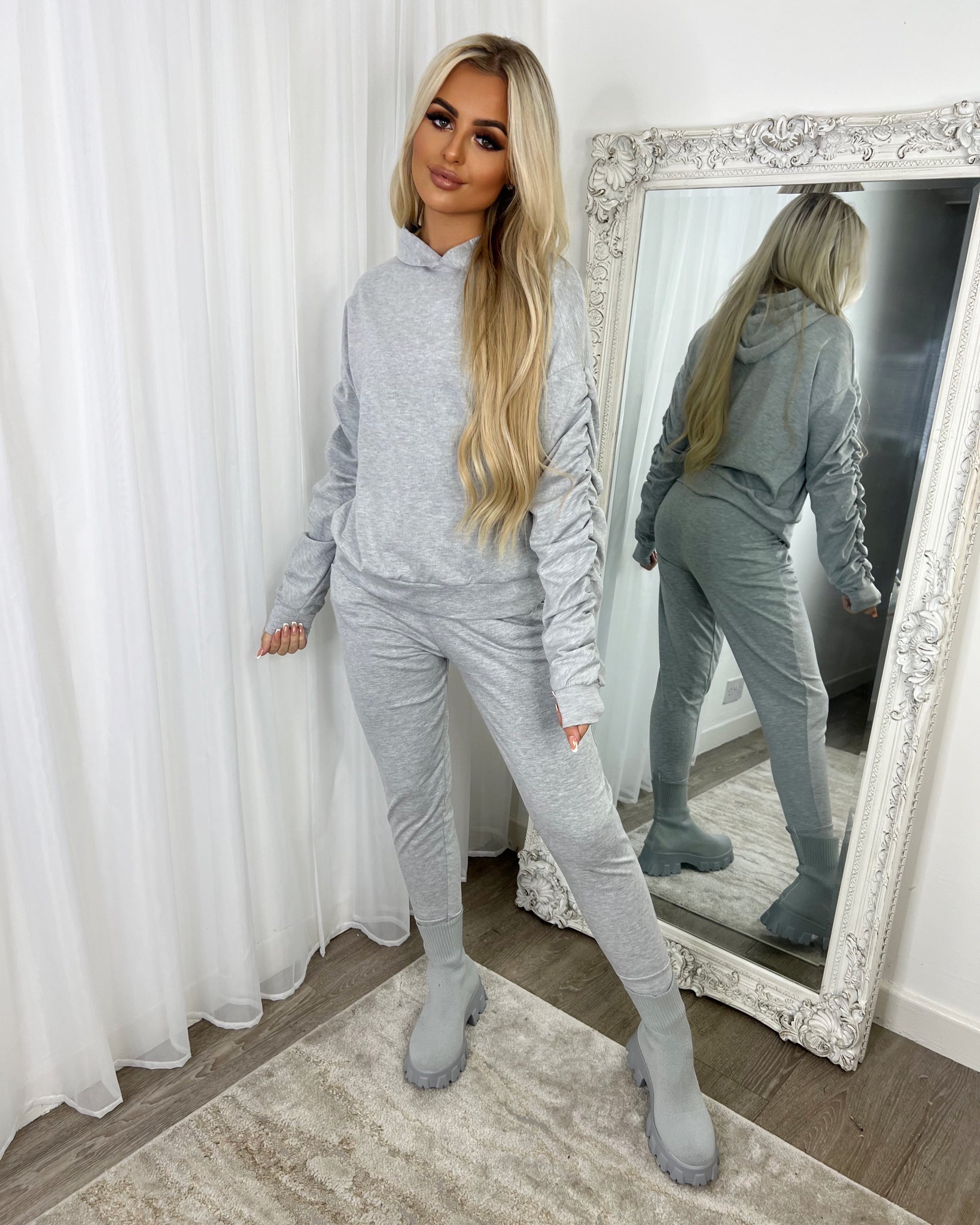 Women's Tracksuit With Ruched Sleeves Grey –