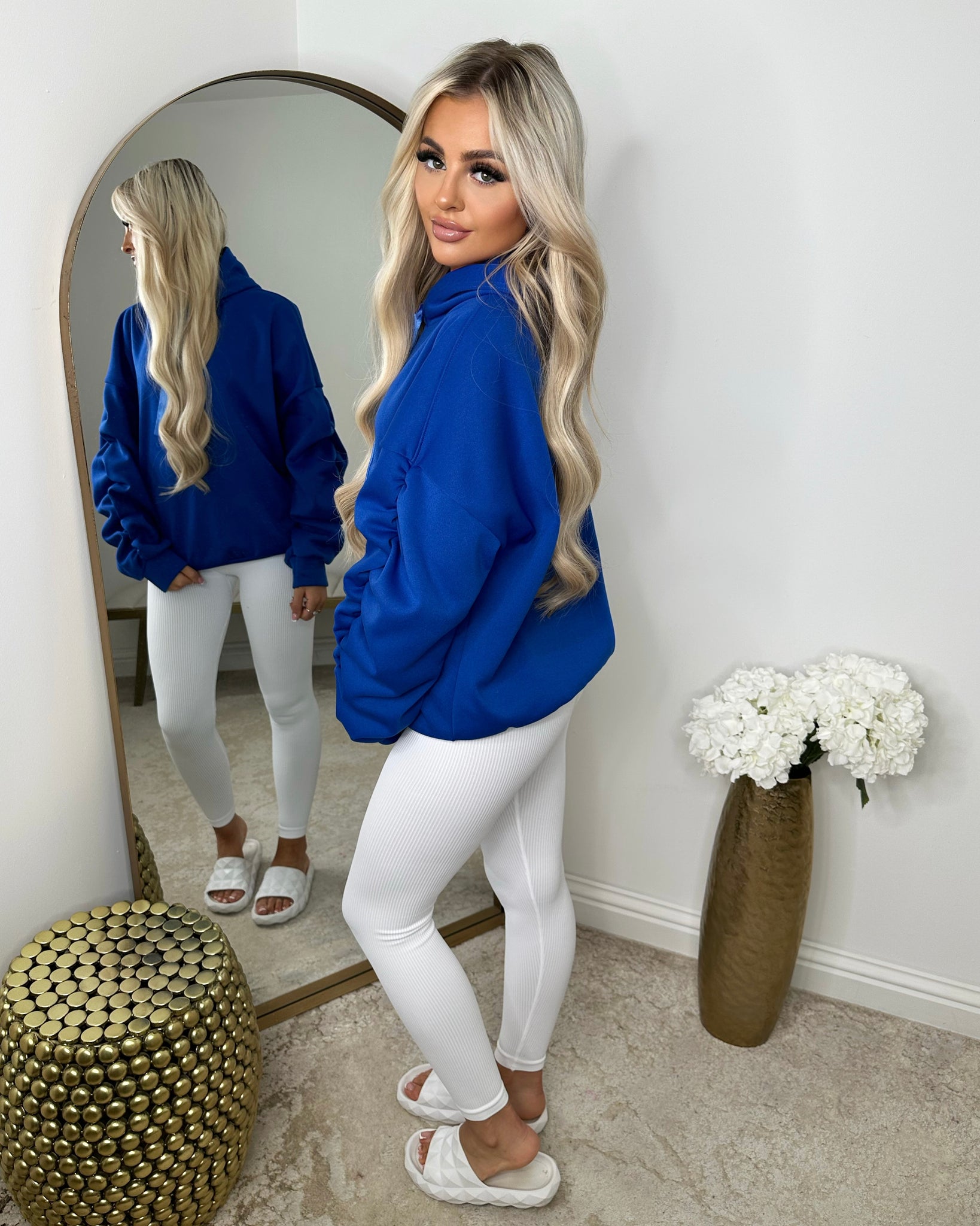 Royal blue sweater clearance outfit